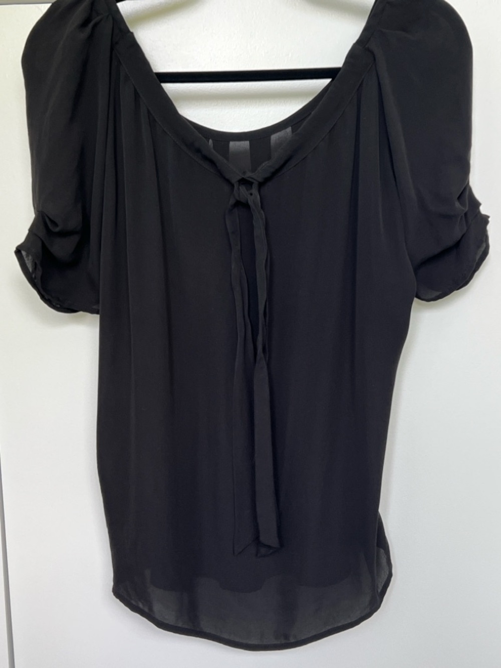 Joie Black Pleated Puff-Sleeve Women's Top - Picture 3 of 3
